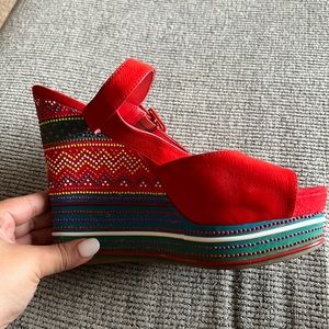 Red Gianni Bini wedges
